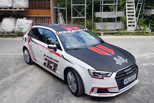 Autohäuser Fahrzeugbeschriftung