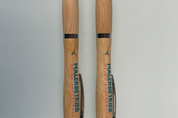 Kugelschreiber-aus-Holz-bedruckt