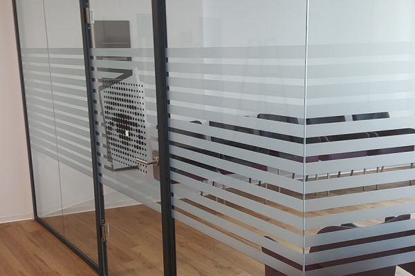 Sicht-Sonnen-und-Vogelschutz-Institutionen